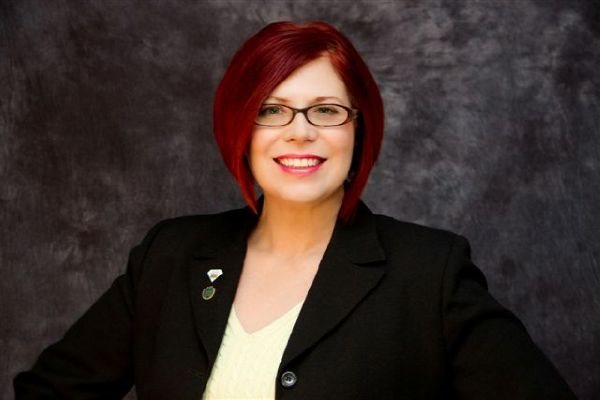 Shelley Sharp